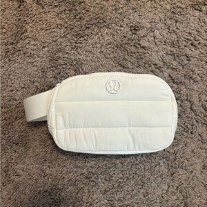 Lululemon White Wunder Puff Belt Bag